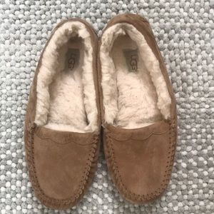 Like new Ugg slippers